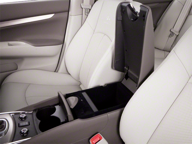 2011 INFINITI G37 Journey