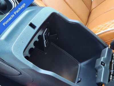 2025 Chrysler Pacifica Pinnacle