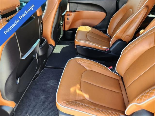 2025 Chrysler Pacifica Pinnacle