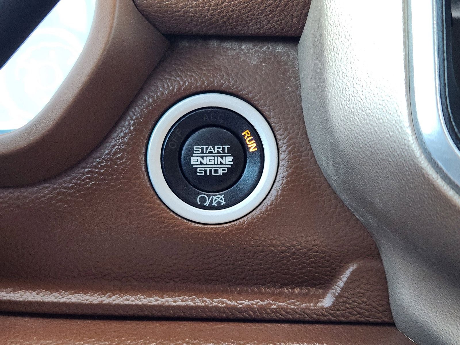 2020 RAM Ram 3500 Laramie Crew Cab 4x4 8' Box