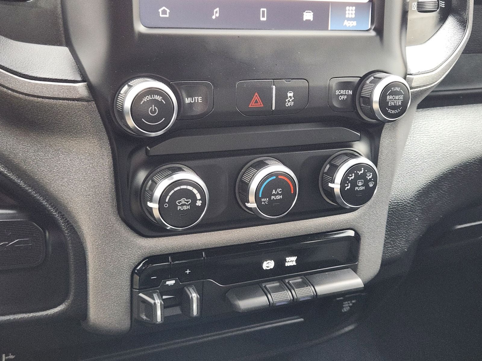 2024 RAM Ram 3500 Tradesman Crew Cab 4x4 8' Box