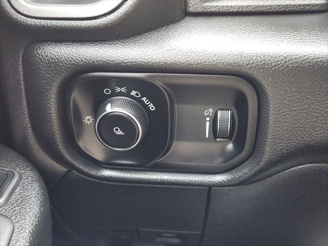 2024 RAM Ram 3500 Tradesman Crew Cab 4x4 8' Box