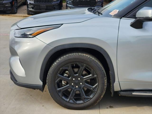 2022 Toyota Highlander L