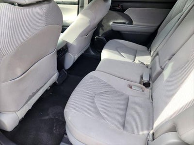 2022 Toyota Highlander L