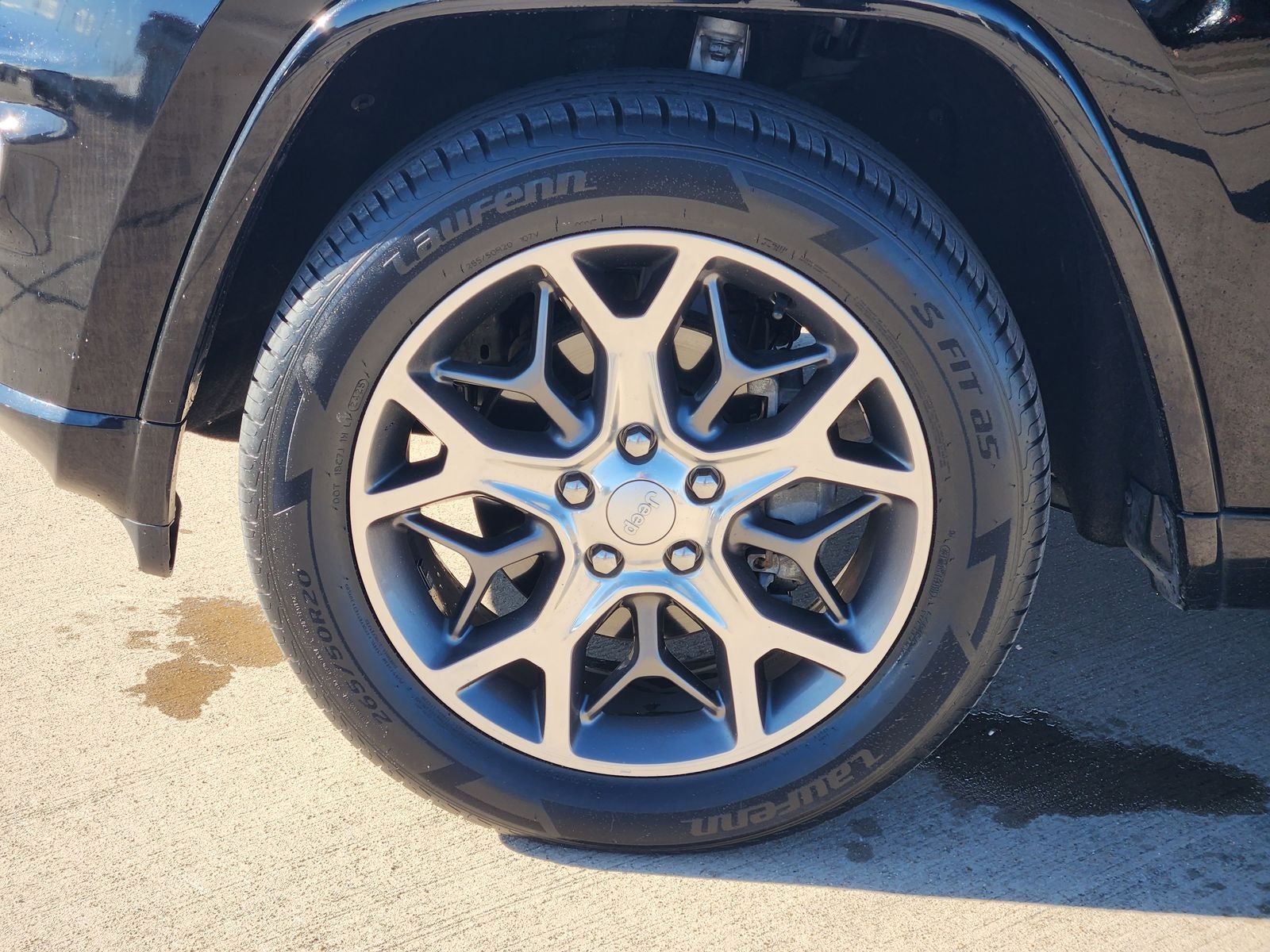 2020 Jeep Grand Cherokee Overland 4X2