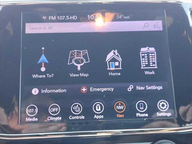 2020 Jeep Grand Cherokee Overland 4X2