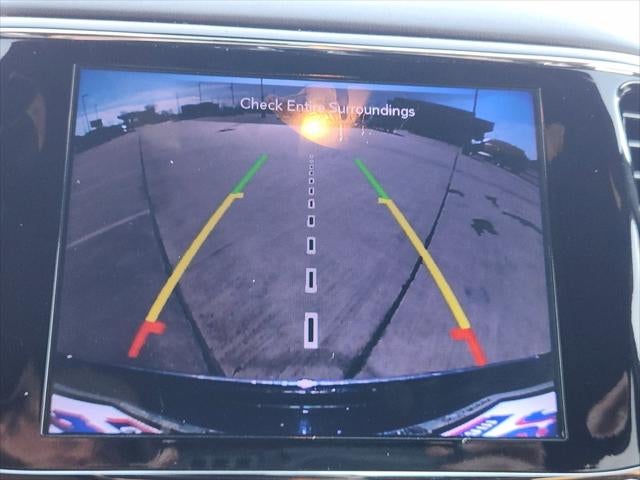 2020 Jeep Grand Cherokee Overland 4X2