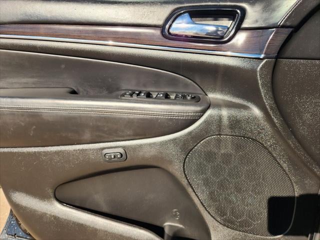 2020 Jeep Grand Cherokee Overland 4X2