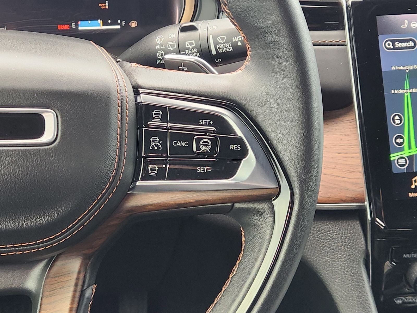 2022 Jeep Grand Cherokee Summit 4x4