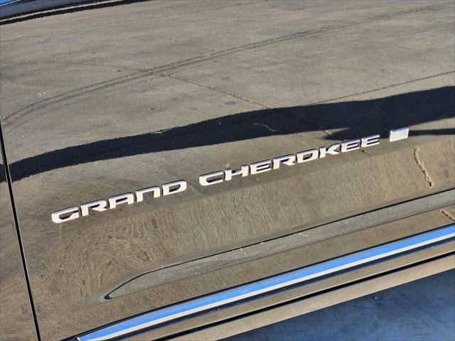 2022 Jeep Grand Cherokee Summit 4x4