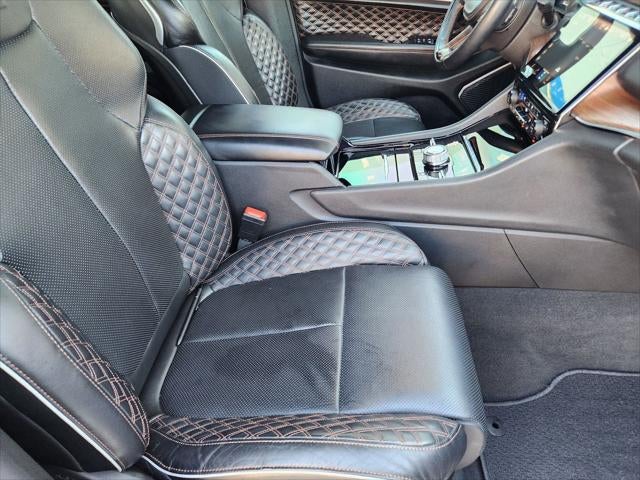 2022 Jeep Grand Cherokee Summit 4x4