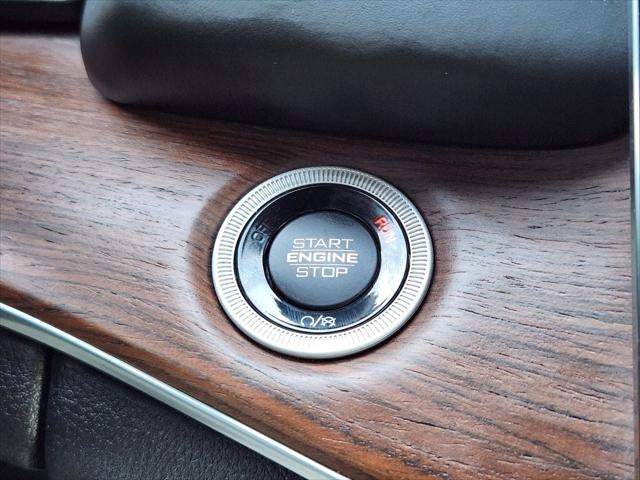 2022 Jeep Grand Cherokee Summit 4x4