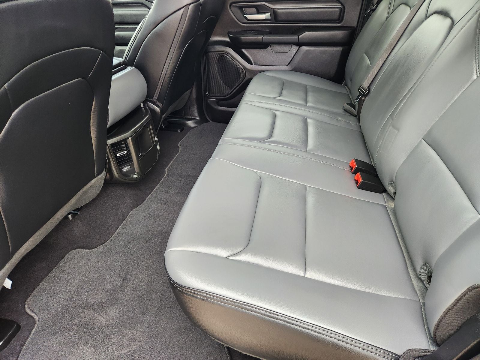 2025 RAM Ram 1500 Tradesman Crew Cab 4x2 5'7' Box