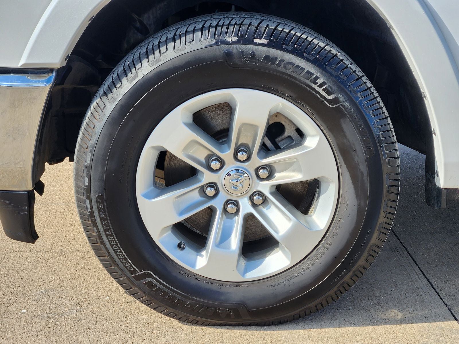 2022 RAM Ram 1500 Laramie Crew Cab 4x2 5'7' Box