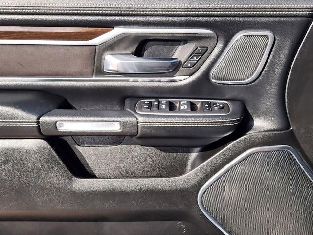 2022 RAM Ram 1500 Laramie Crew Cab 4x2 5'7' Box