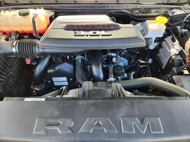 2022 RAM Ram 1500 Laramie Crew Cab 4x2 5'7' Box