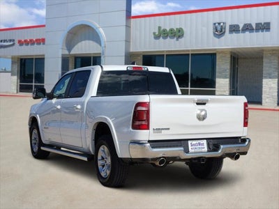2022 RAM Ram 1500 Laramie Crew Cab 4x2 5'7' Box