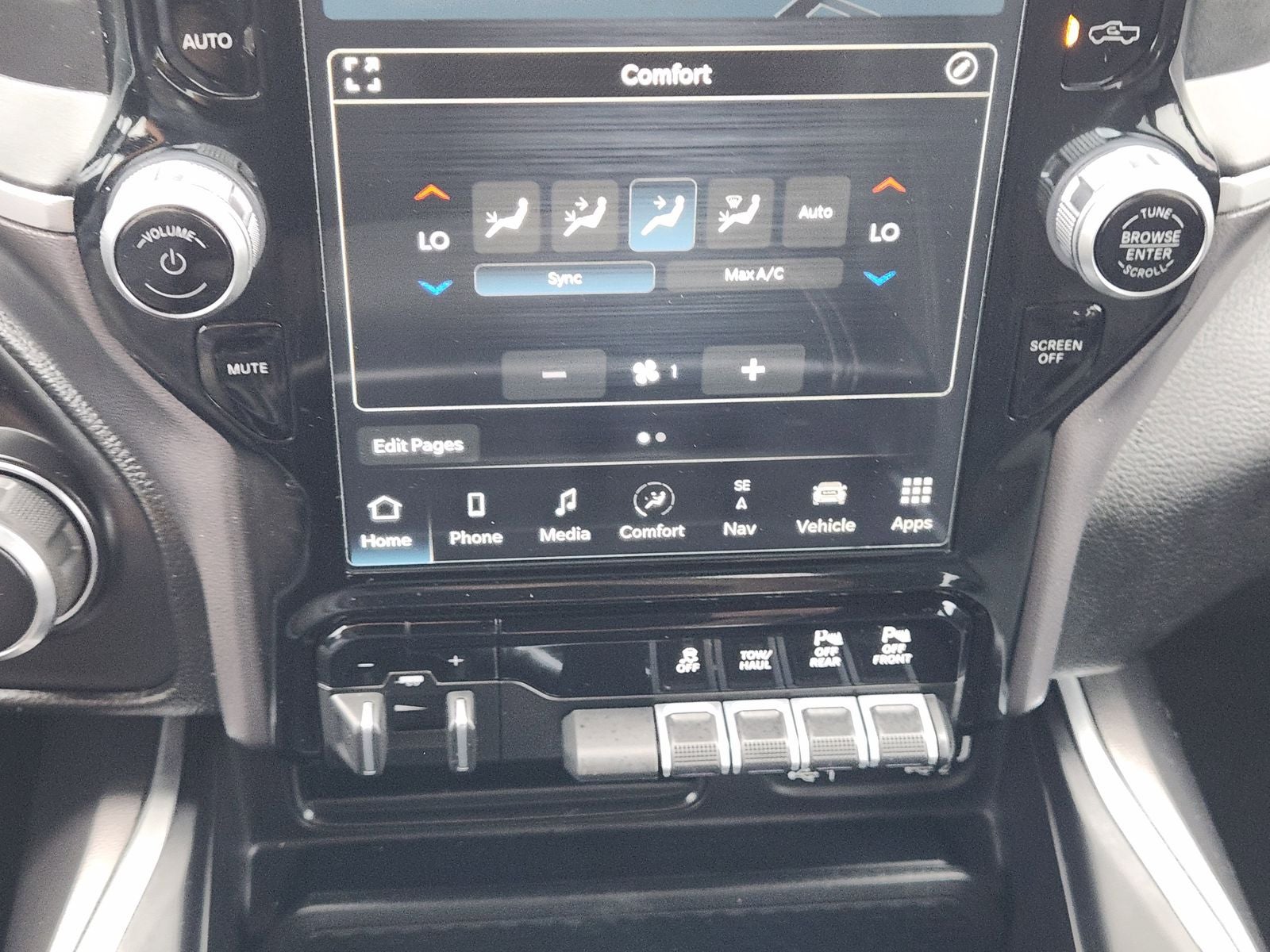 2023 RAM Ram 1500 Lone Star Crew Cab 4x4 5'7' Box