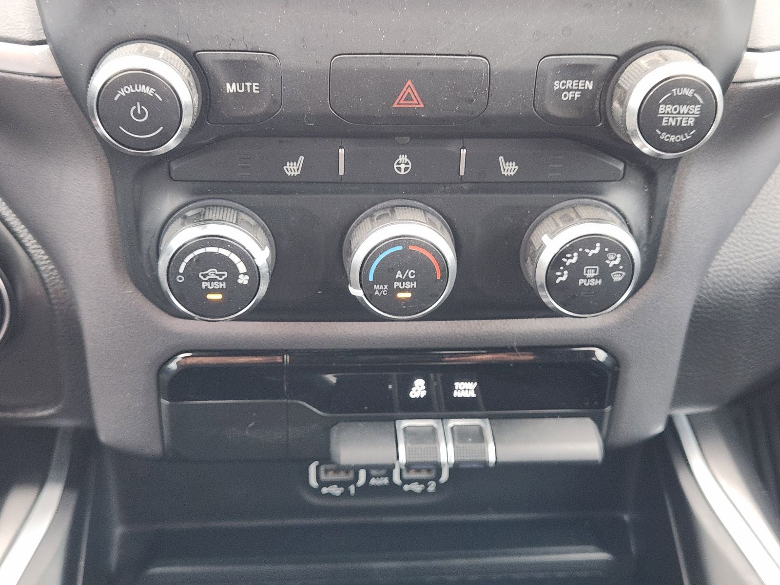 2023 RAM Ram 1500 Lone Star Crew Cab 4x4 5'7' Box