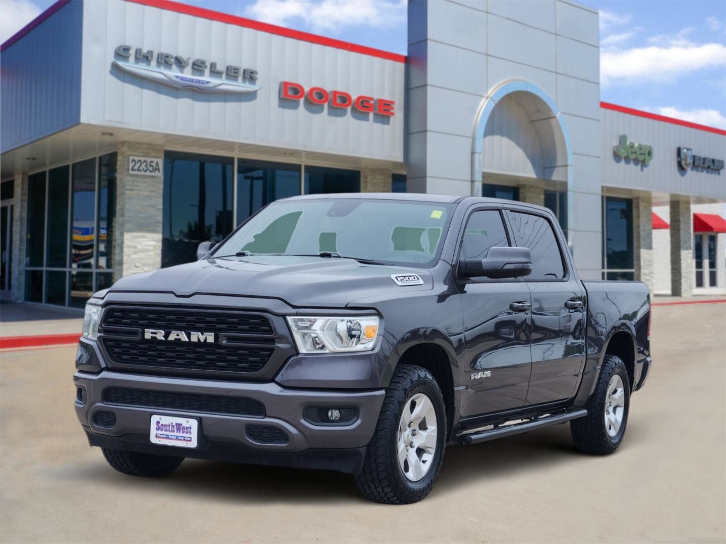 2023 RAM Ram 1500 Lone Star Crew Cab 4x4 5'7' Box