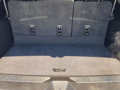 2022 Chevrolet Suburban 2WD Premier