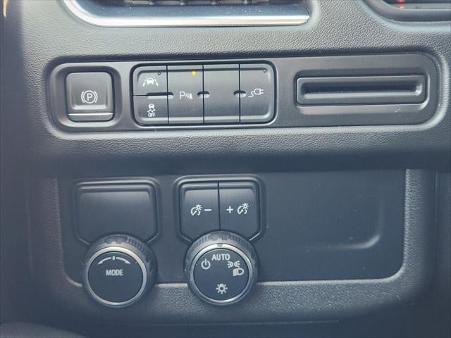 2022 Chevrolet Suburban 2WD Premier