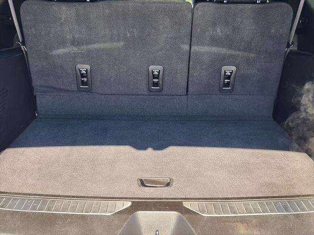 2022 Chevrolet Suburban 2WD Premier