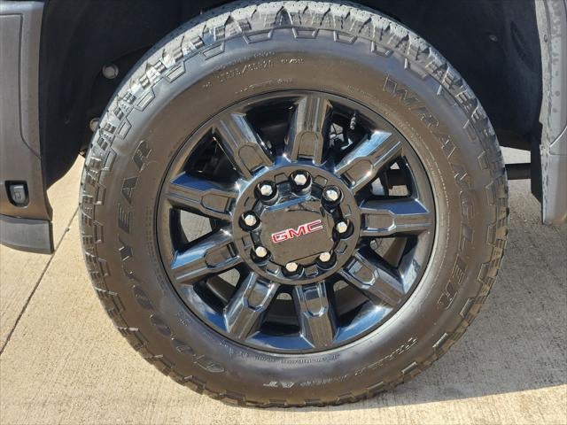 2024 GMC Sierra 2500HD 4WD Crew Cab Standard Bed AT4