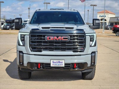 2024 GMC Sierra 2500HD 4WD Crew Cab Standard Bed AT4
