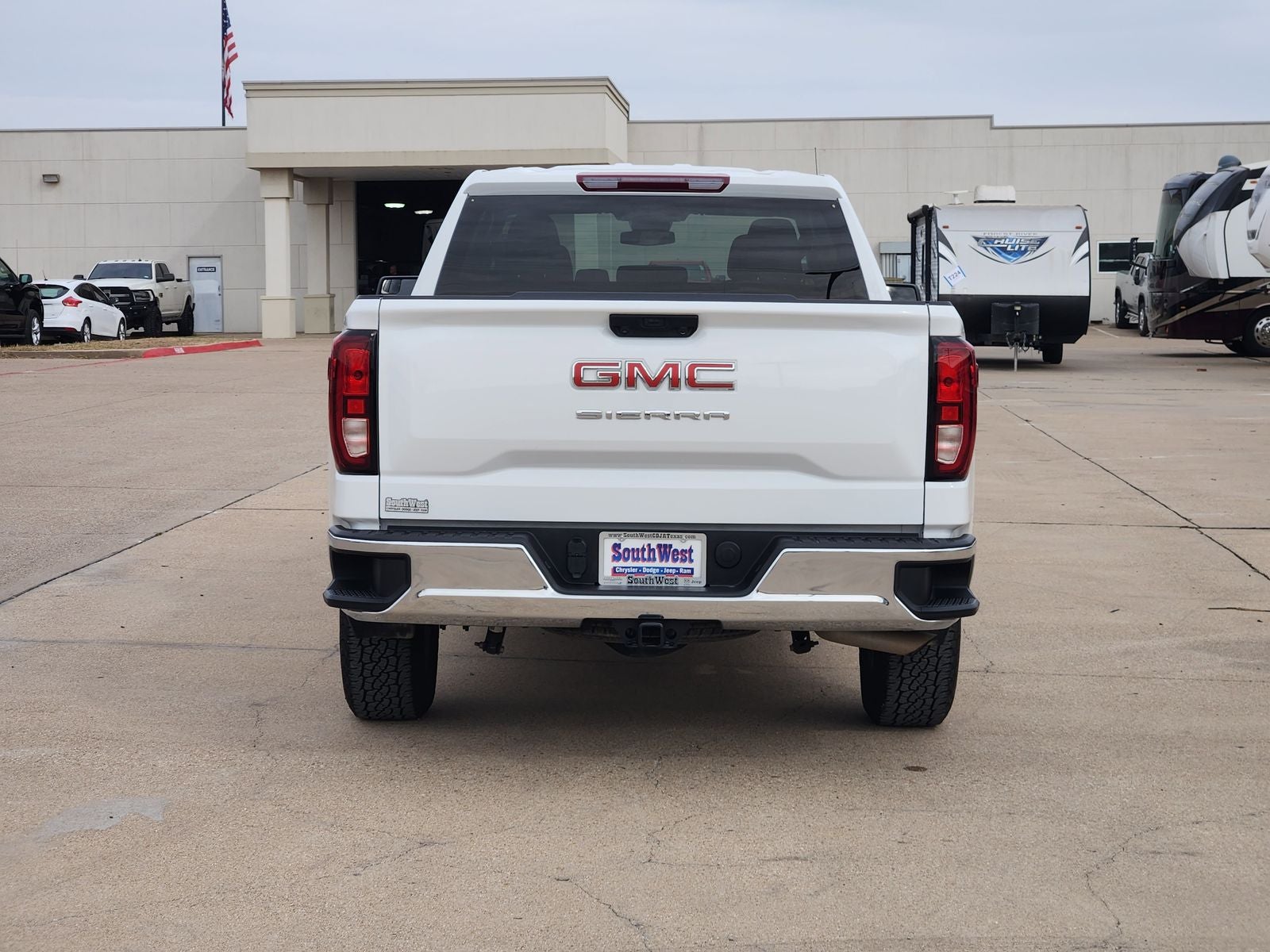 2024 GMC Sierra 1500 4WD Double Cab Standard Box Pro