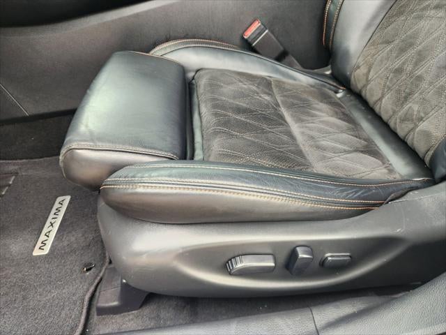 2022 Nissan Maxima SR Xtronic CVT