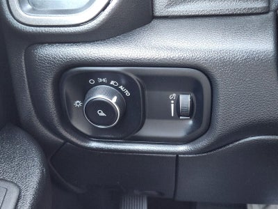 2022 RAM Ram 3500 Tradesman Crew Cab 4x4 8' Box