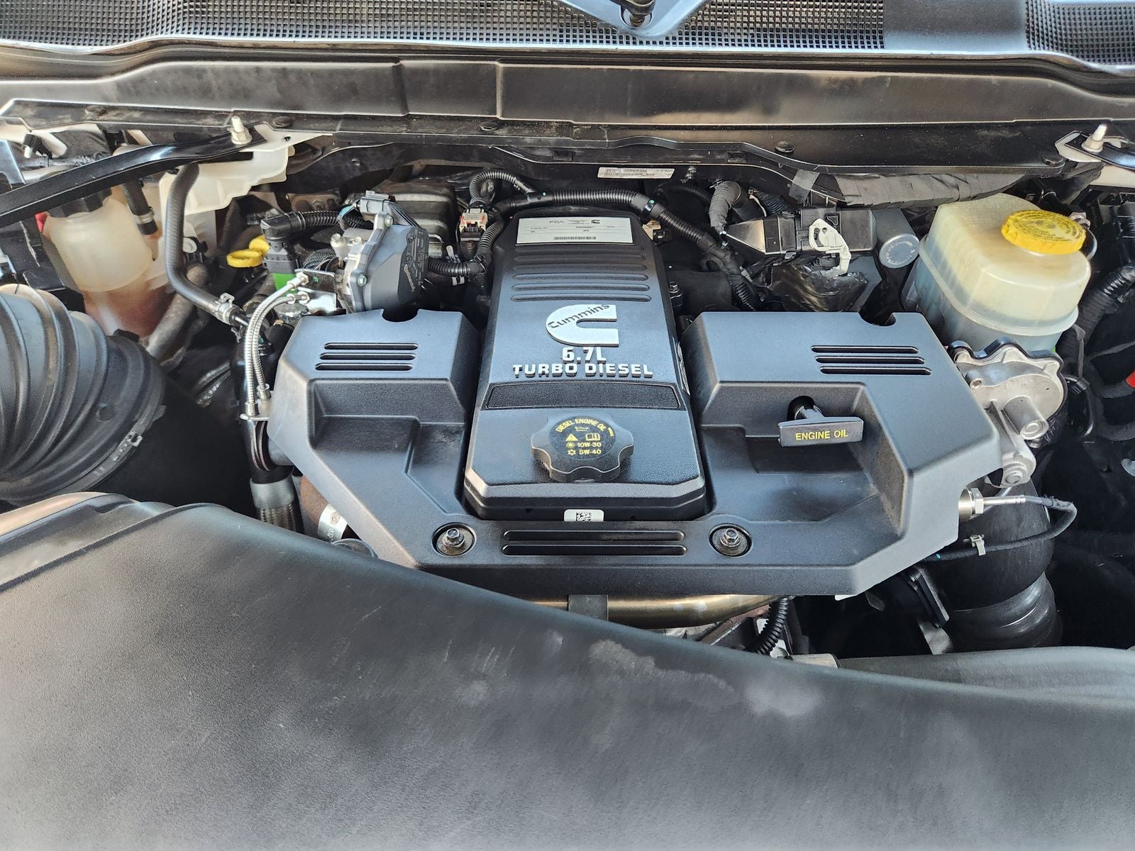 2022 RAM Ram 3500 Tradesman Crew Cab 4x4 8' Box