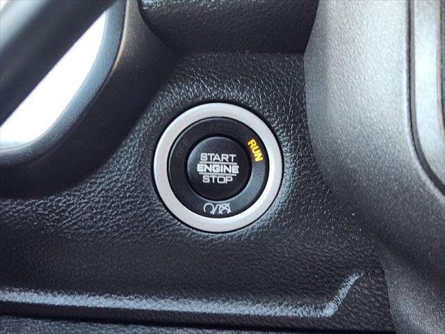 2022 RAM Ram 3500 Tradesman Crew Cab 4x4 8' Box