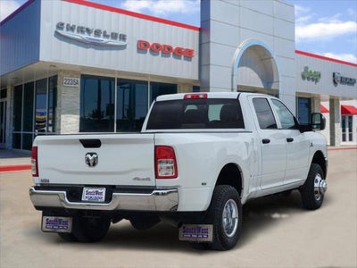 2024 RAM Ram 3500 Tradesman Crew Cab 4x4 8' Box