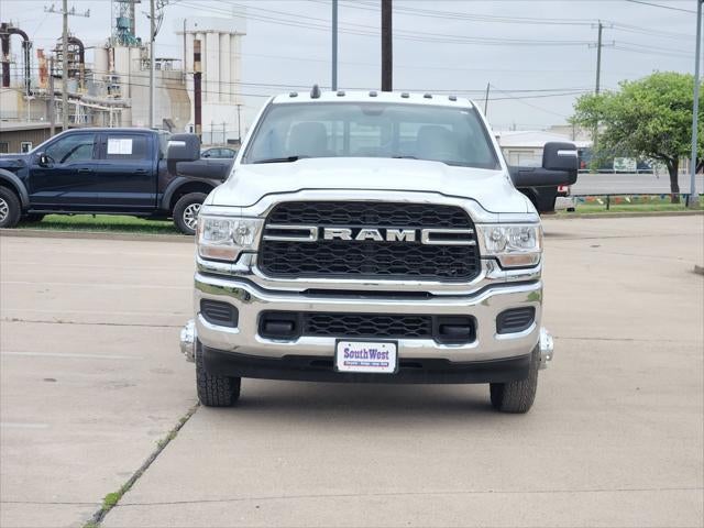 2024 RAM Ram 3500 Tradesman Crew Cab 4x4 8' Box