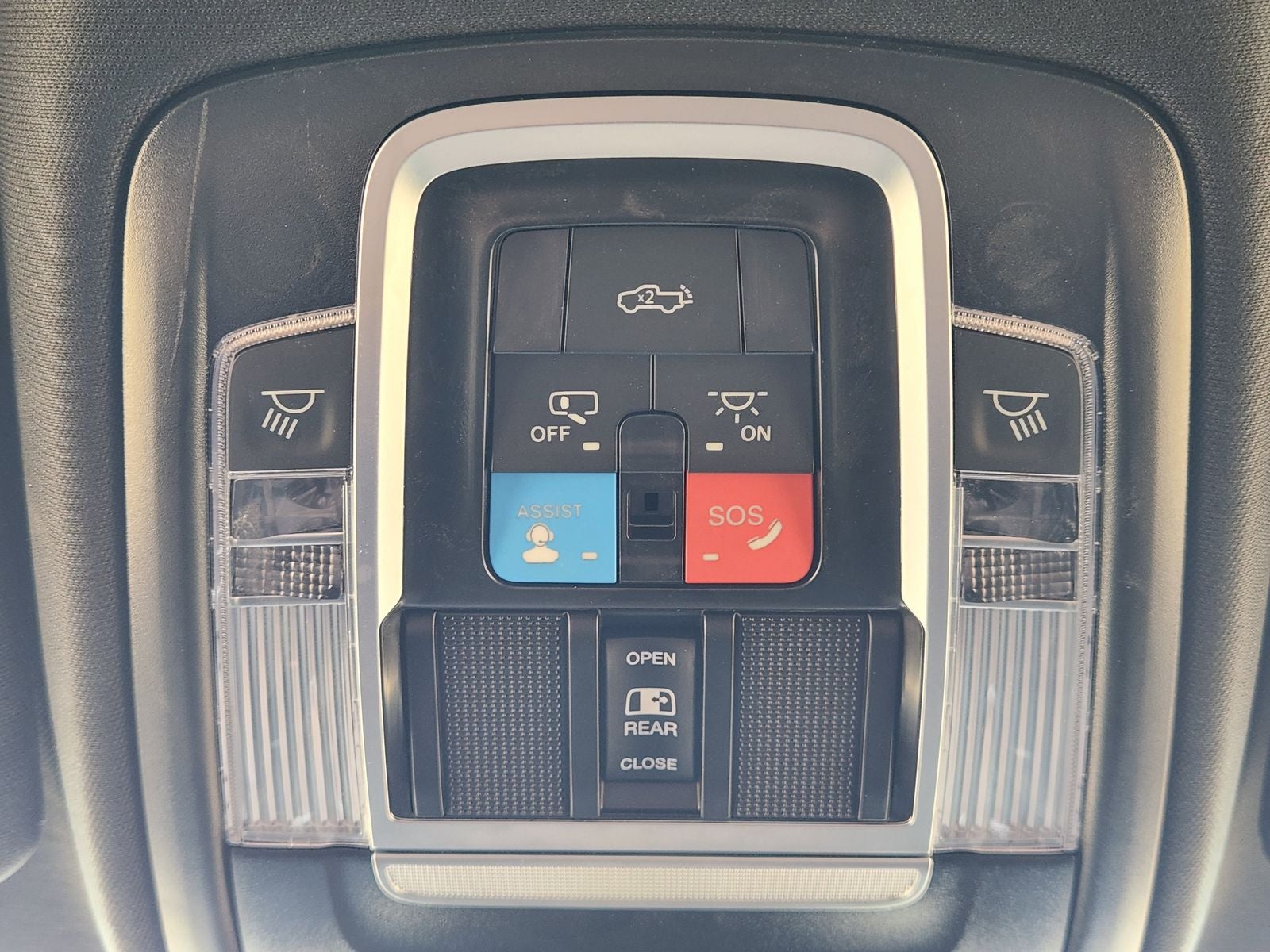 2025 RAM Ram 3500 Laramie Crew Cab 4x4 8' Box