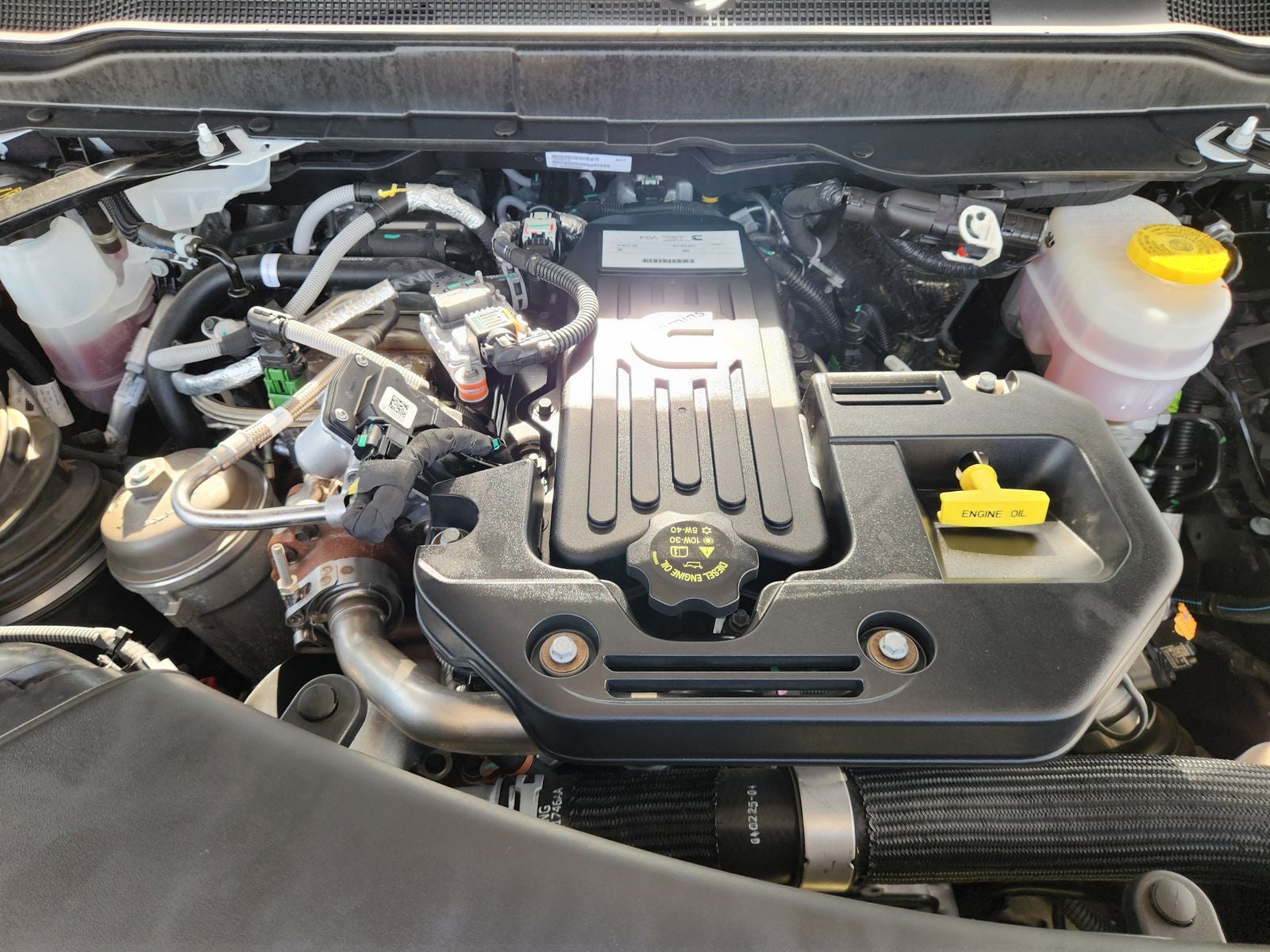 2025 RAM Ram 3500 Laramie Crew Cab 4x4 8' Box