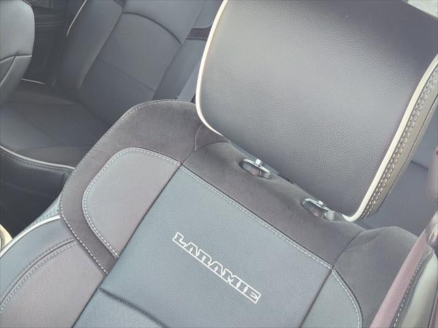 2025 RAM Ram 3500 Laramie Crew Cab 4x4 8' Box