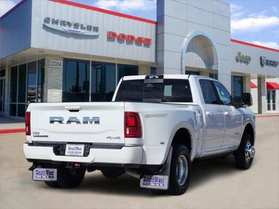 2025 RAM Ram 3500 Laramie Crew Cab 4x4 8' Box