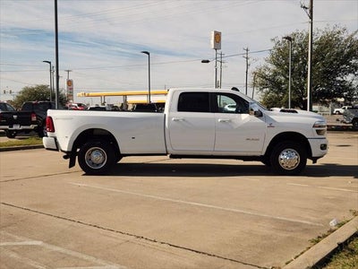 2025 RAM Ram 3500 Laramie Crew Cab 4x4 8' Box