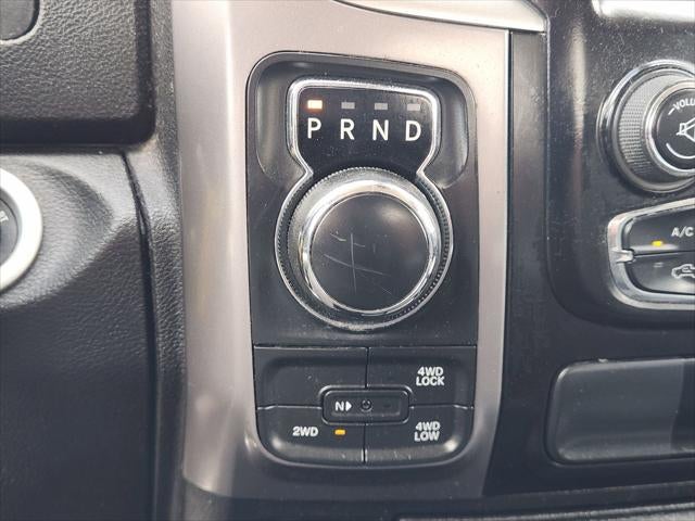 2023 RAM 1500 Classic SLT Crew Cab 4x4 5'7' Box