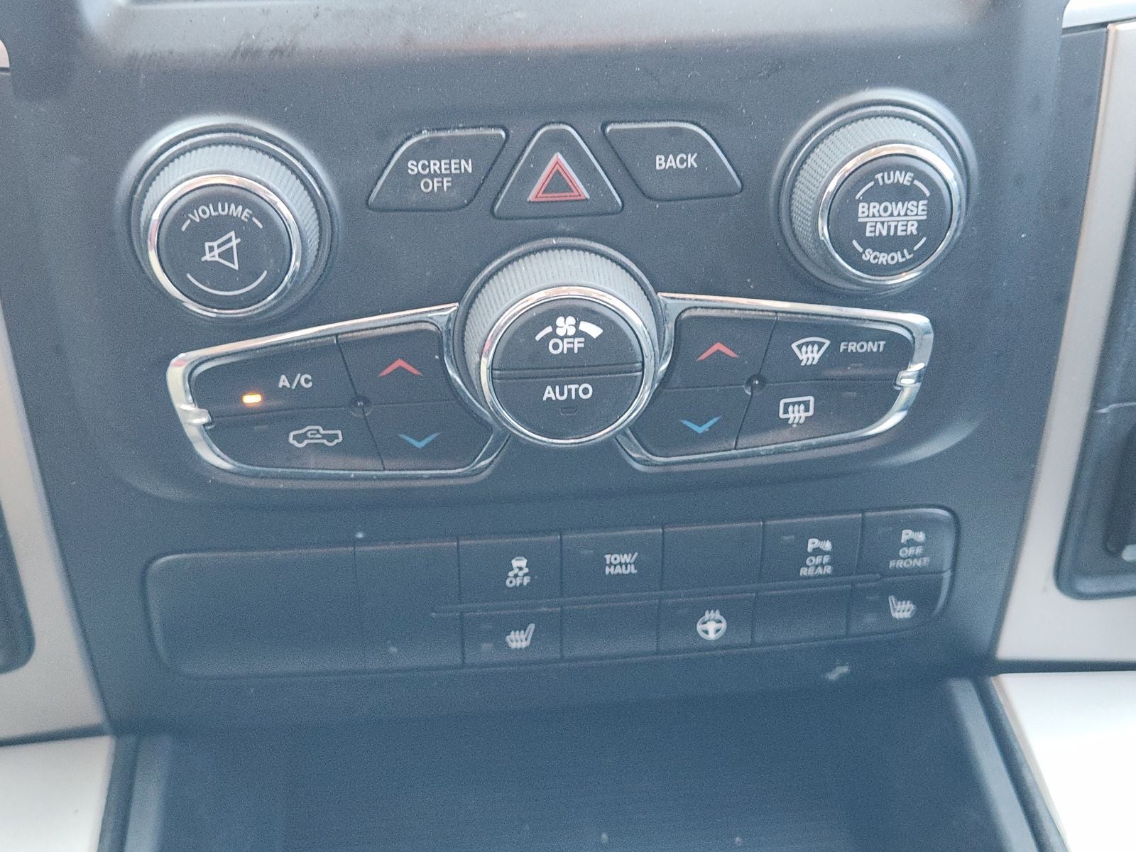 2017 RAM Ram 1500 Big Horn Crew Cab 4x4 5'7' Box