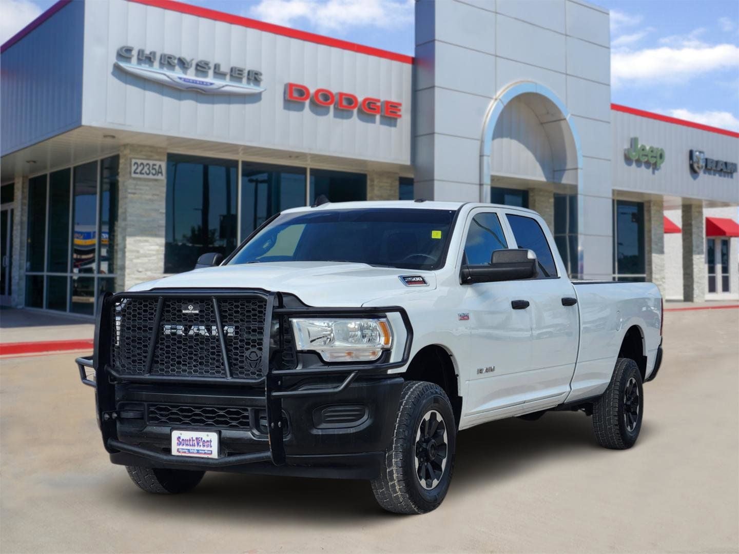 2022 RAM Ram 2500 Tradesman Crew Cab 4x4 8' Box