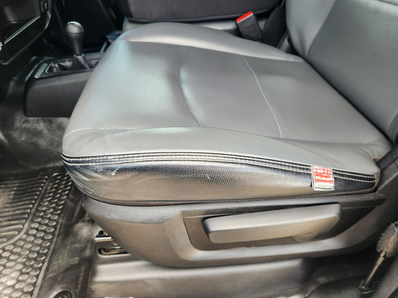 2022 RAM Ram 2500 Tradesman Crew Cab 4x4 8' Box