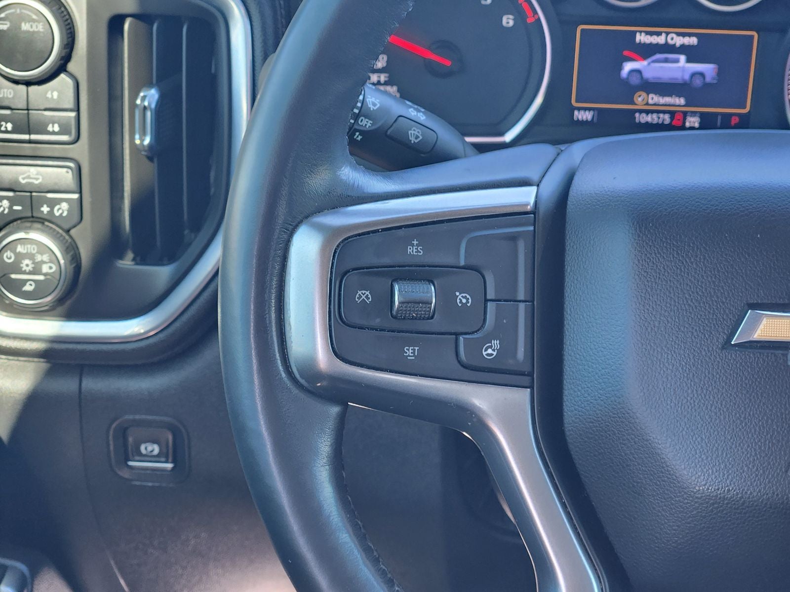 2020 Chevrolet Silverado 1500 4WD Crew Cab Short Bed LT