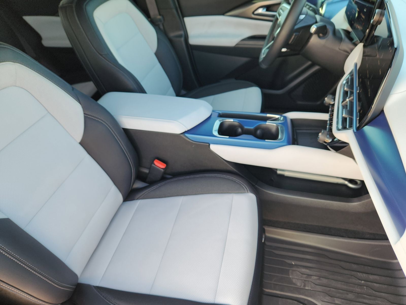 2026 Chevrolet Equinox EV LT 2, FWD