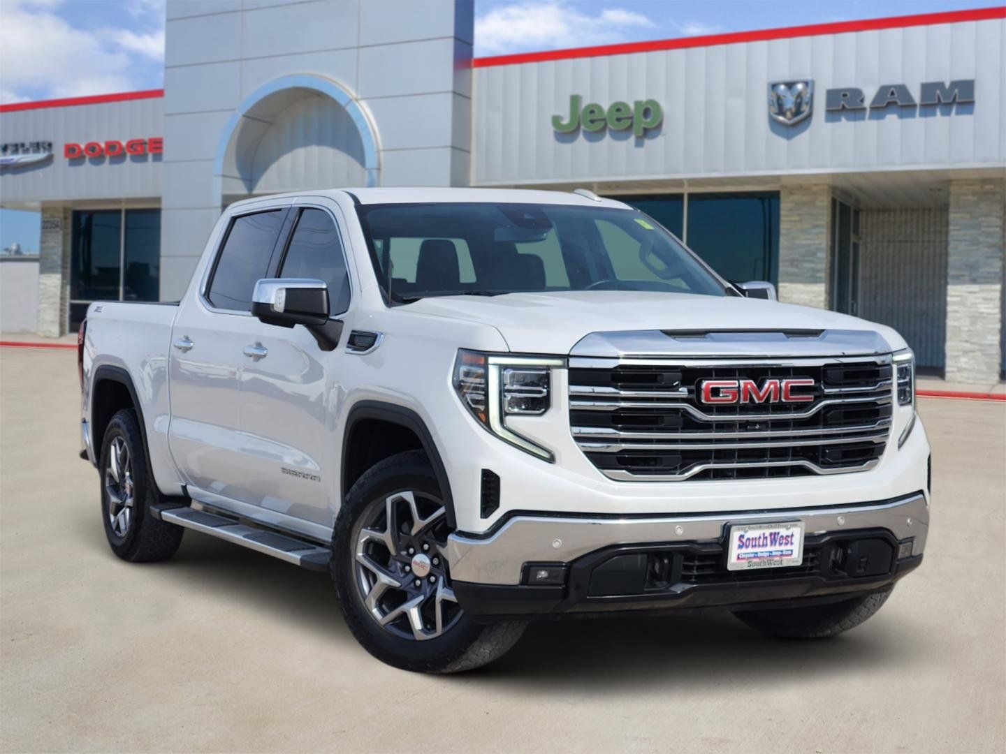 2022 GMC Sierra 1500 4WD Crew Cab Short Box SLT
