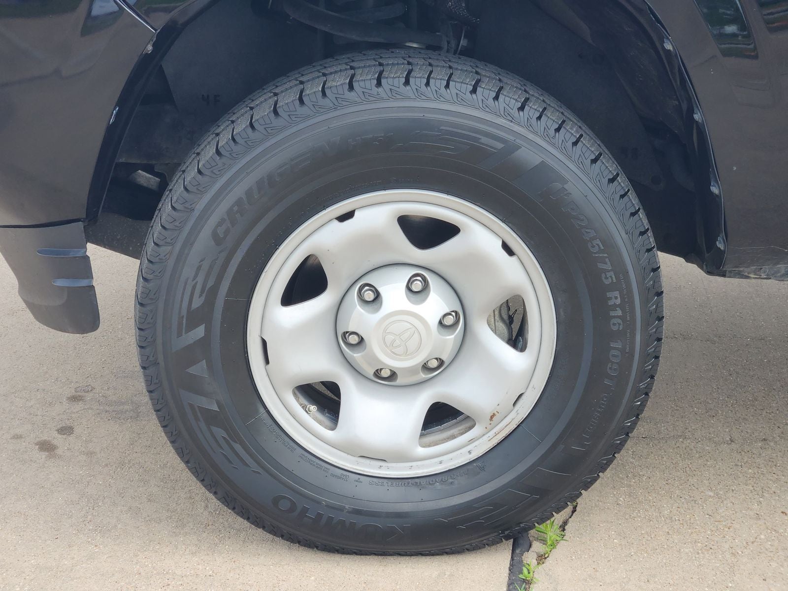 2023 Toyota Tacoma SR5 V6