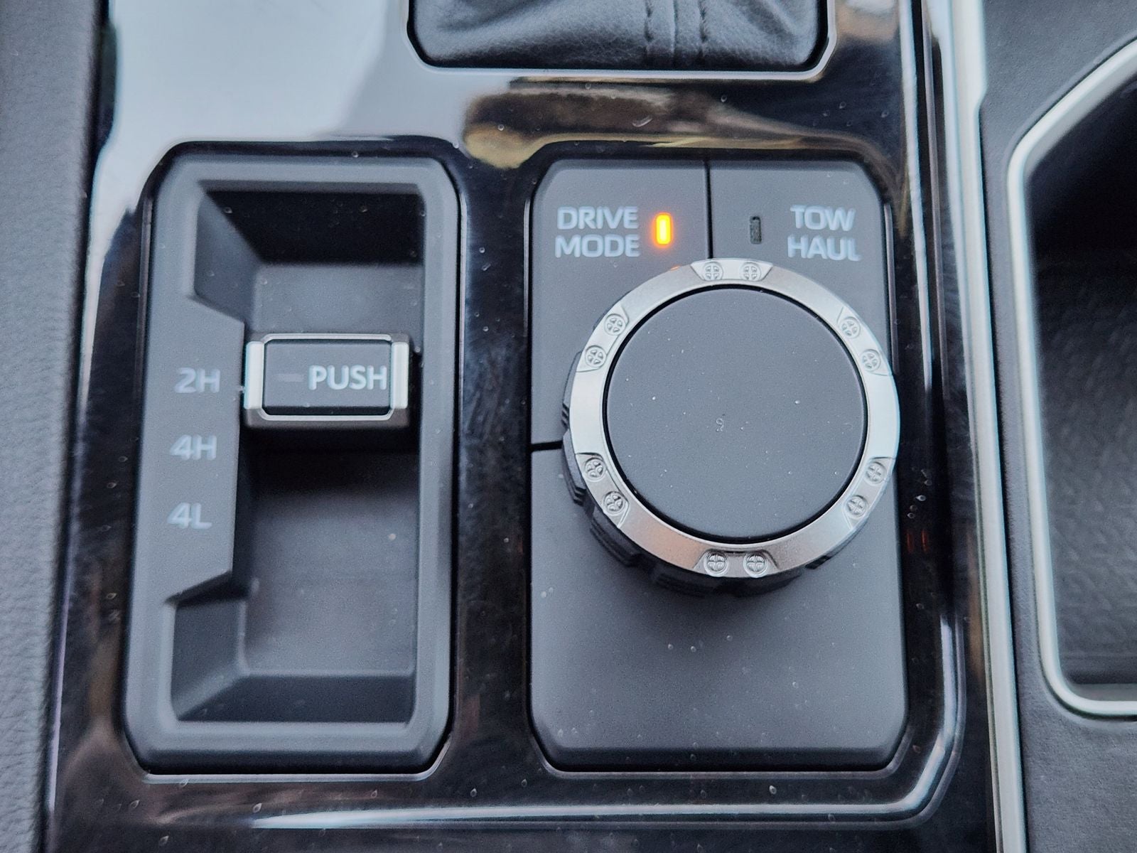 2025 Toyota Tundra Hybrid Limited CrewMax 6.4' Bed